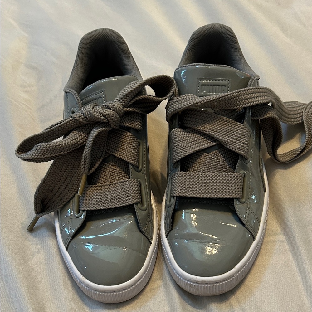 Stylish Puma Sneakers